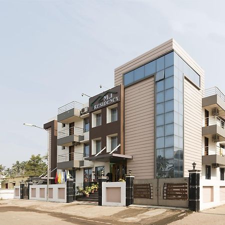 פורי Hotel M J Residency מראה חיצוני תמונה